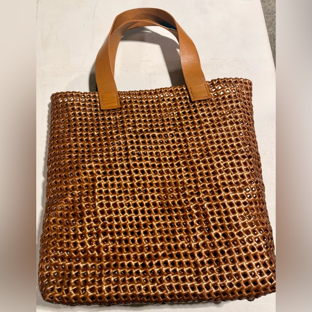 Elegant Tan Woven Tote Bag